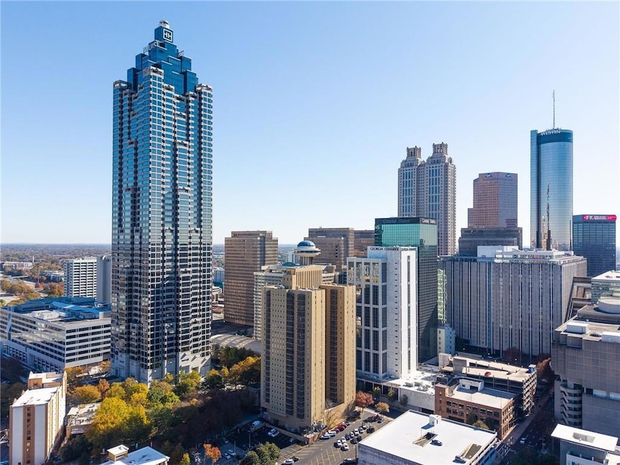 Incredible location in the heart of the downtown Atlanta hotel district