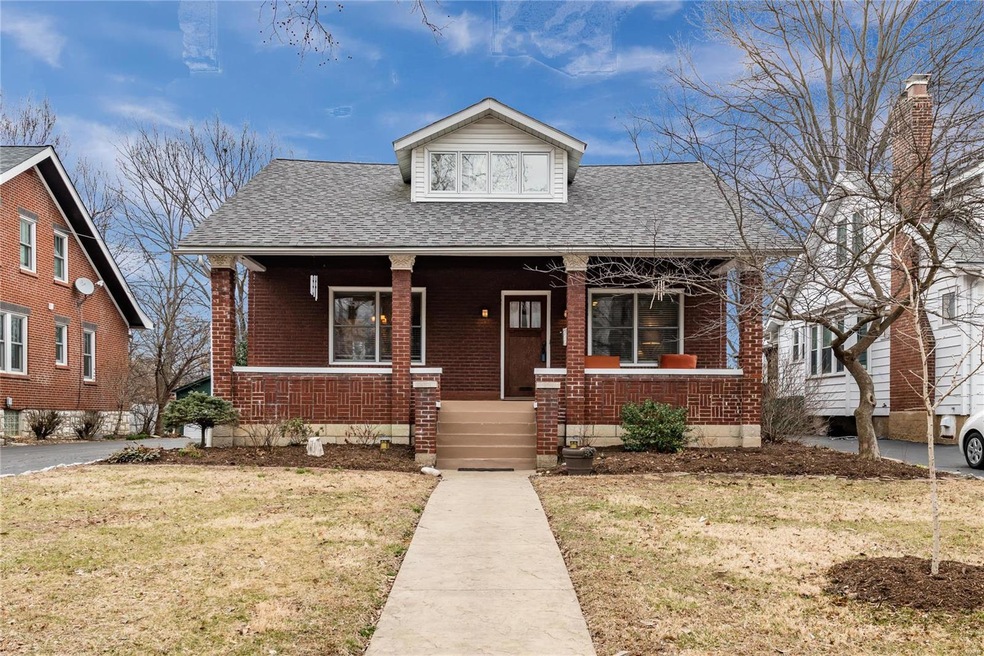 Welcome Home to 328 Marion Ave. in Webster Groves!
