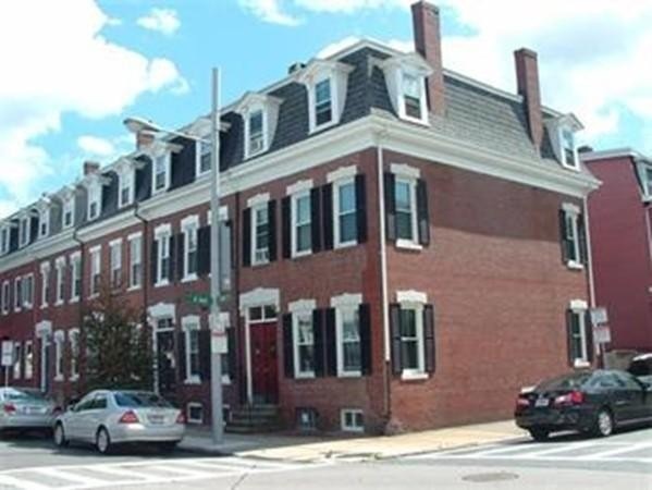 675 E 7th St unit 1, Boston, MA 02127 - photo 1