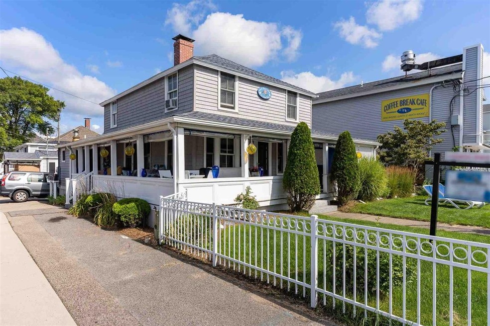 21 Ocean Blvd, Hampton, NH 03842 - photo 1