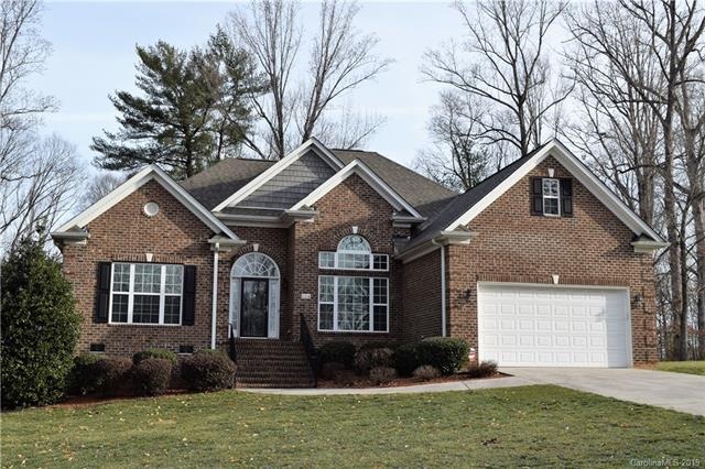 154 Ravencrest Dr unit 5, Statesville, NC 28625 - photo 1