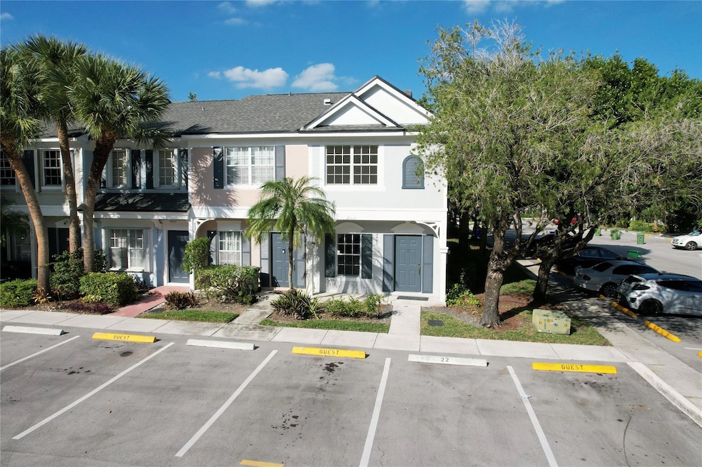 5503 Pageant Place unit 22, Margate, FL 33063 - photo 1