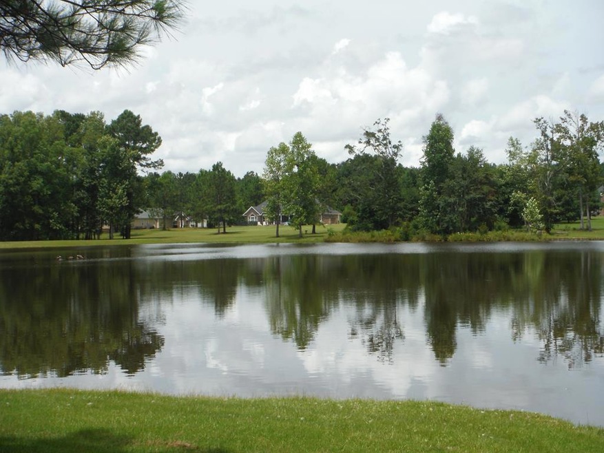 133 Sweetbriar Lakes Dr unit 22, Thomasville, GA 31757 - photo 1
