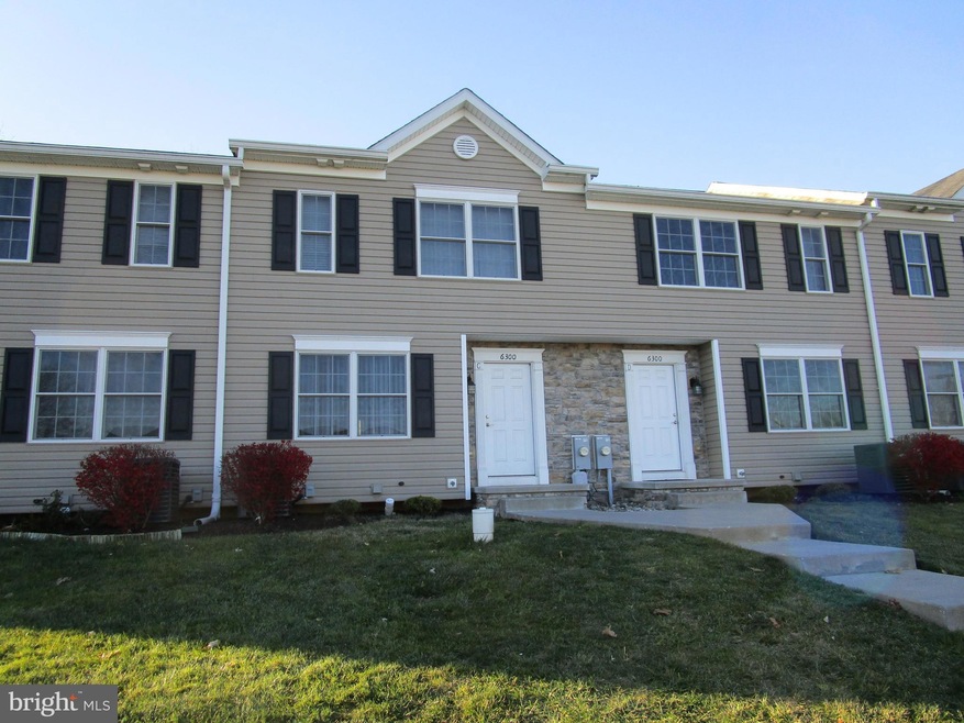 6300 Barnett Ave unit C, Sykesville, MD 21784 - photo 1