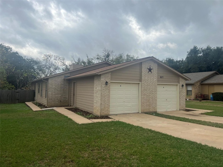807 Lloyd Ln unit A, Elgin, TX 78621 - photo 1