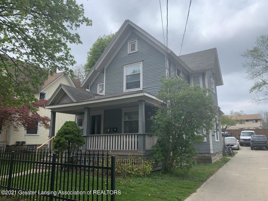 819 N Walnut