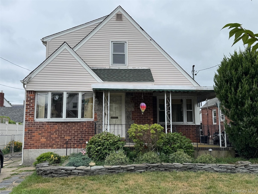 1403 Park Ave, New Hyde Park, NY 11040 - photo 1