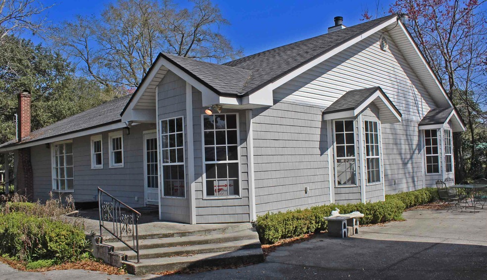 5622 101st St, Jacksonville, FL 32210 - photo 1