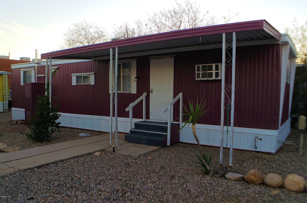520 E Mohave Rd, Tucson, AZ 85705 - photo 1