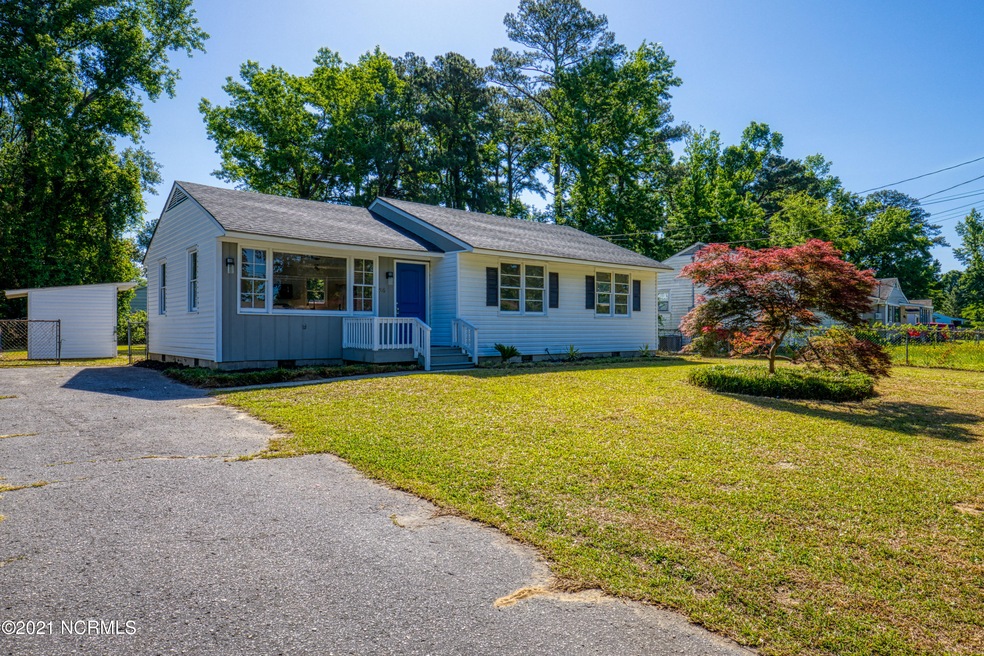 516 Oak Ln, Jacksonville, NC 28540 - photo 1