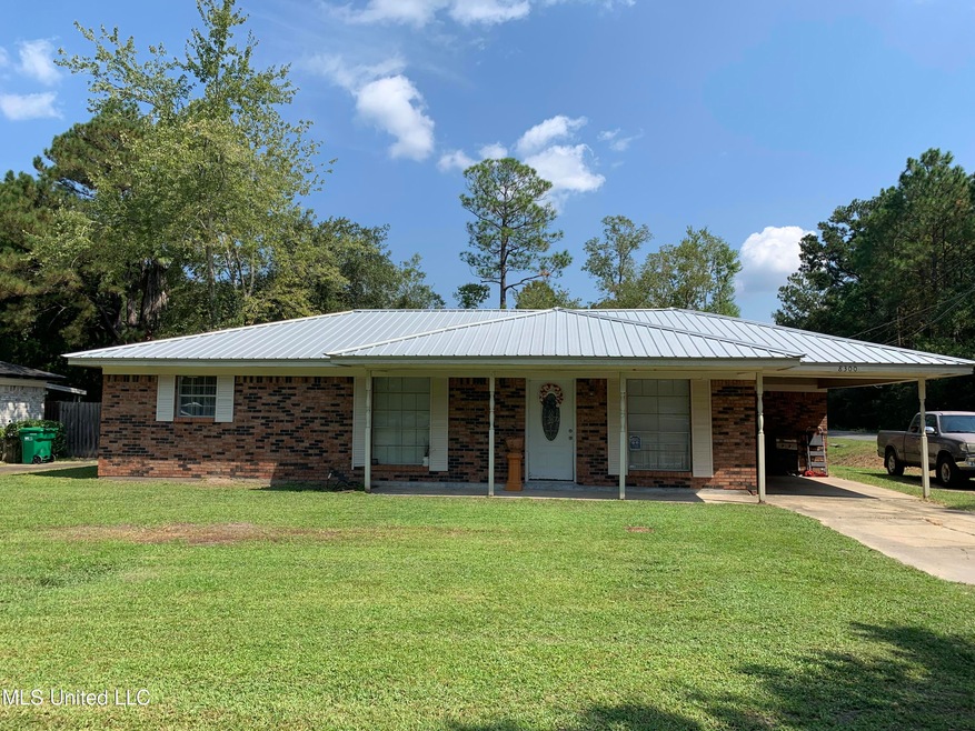 8300 William Baxter Rd, Moss Point, MS 39562 - photo 1