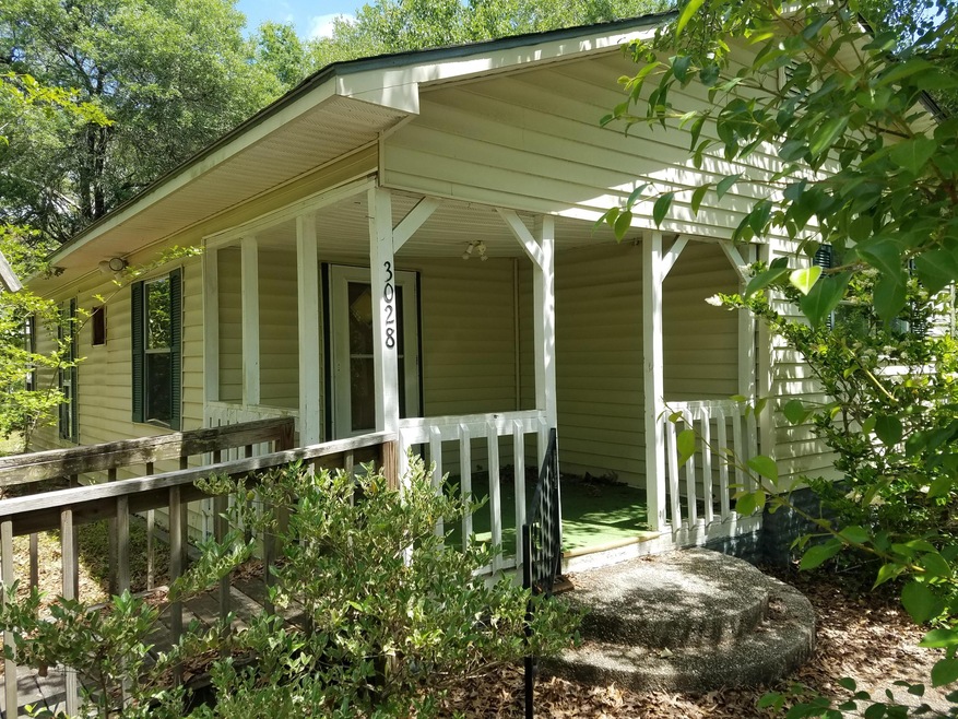 3028 Marlin front porch