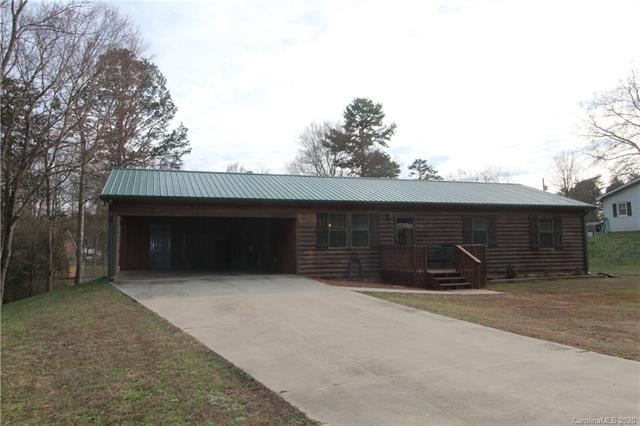 135 Chantilly Ln, Statesville, NC 28625 - photo 1