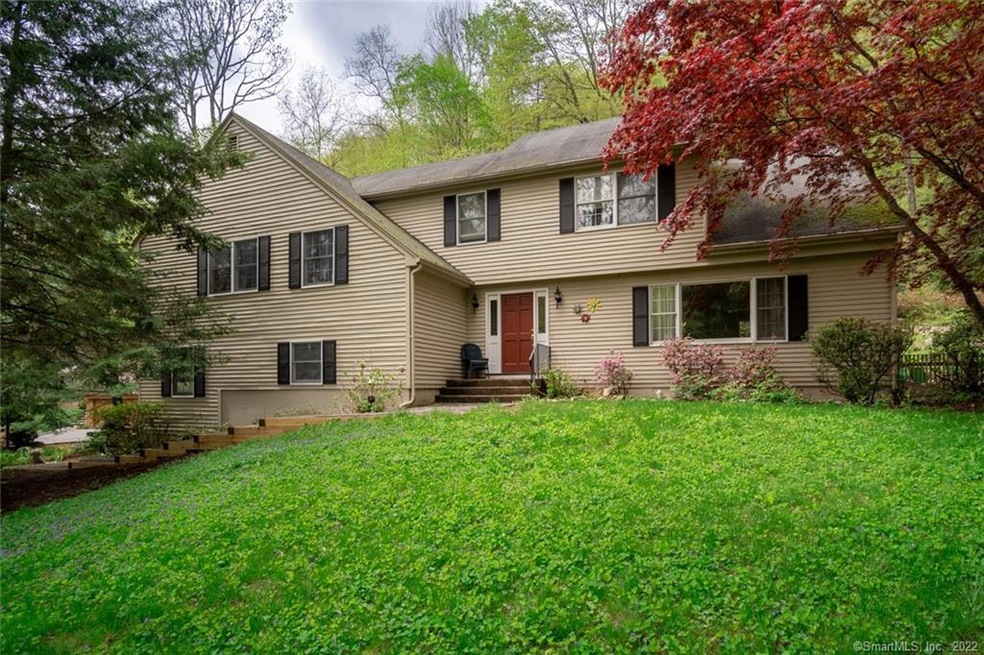 31 Northgate, Simsbury, CT 06070 - photo 1