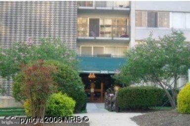 1806 Metzerott Rd unit 508, Adelphi, MD 20783 - photo 1