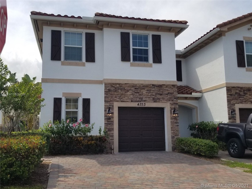 4333 Chalmers Ln unit 4333, West Palm Beach, FL 33417 - photo 1