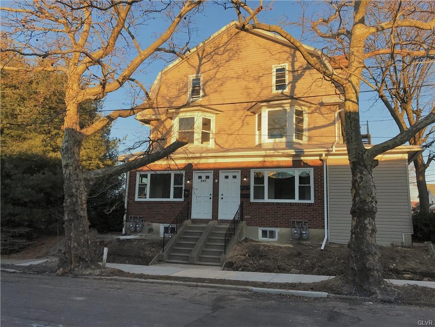 725 N Quincy St unit . 1, Allentown, PA 18109 - photo 1