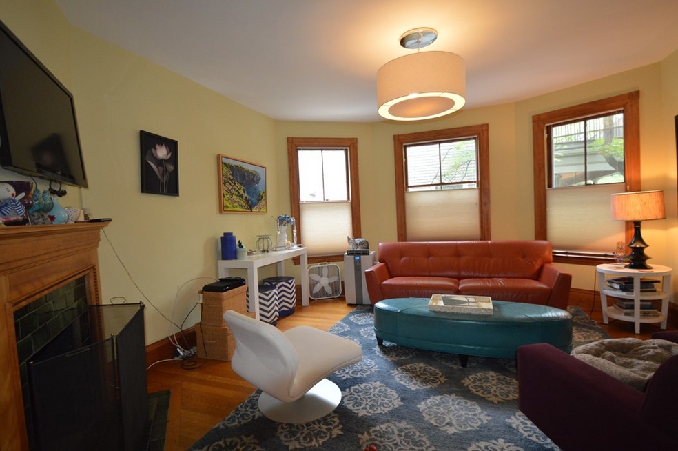 19 Columbia St unit 1, Brookline, MA 02446 - photo 1