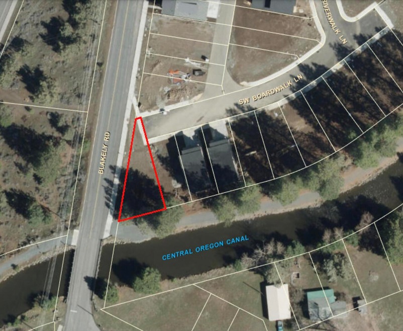 0 SW Boardwalk Ln unit Lot 11 220150305, Bend, OR 97702 - photo 1