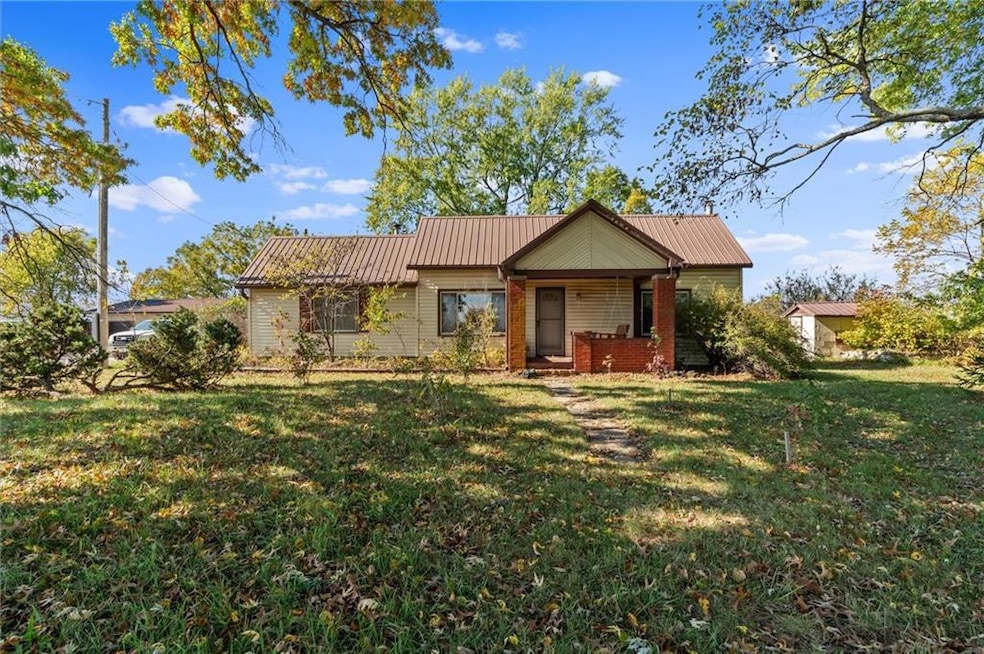 17190 Missouri 13, Richmond, MO 64085 - photo 1