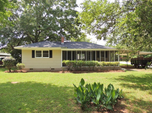 1808 W Oglethorpe Ave, Albany, GA 31707 - photo 1