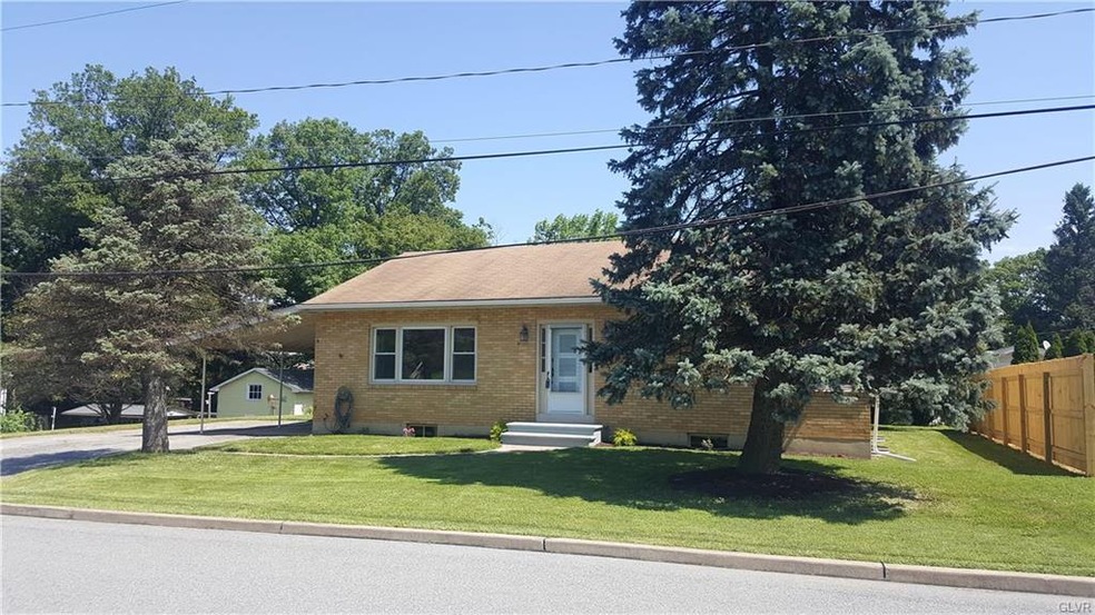 227 Ohio Ave, Whitehall, PA 18052 - photo 1