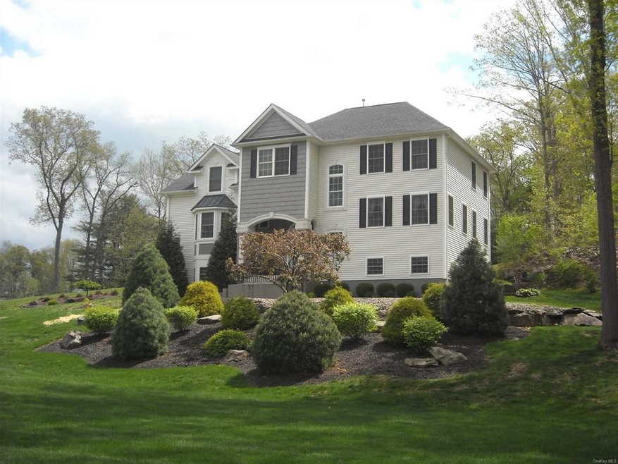 25 Tuscany Dr, Wappingers Falls, NY 12590 - photo 1