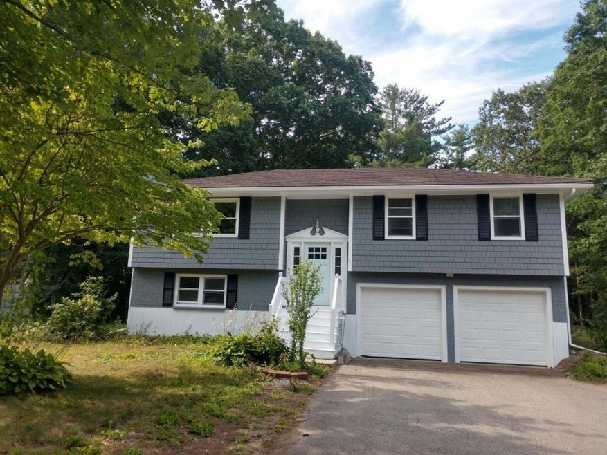 19 Pine Cone Dr, Seabrook, NH 03874 - photo 1