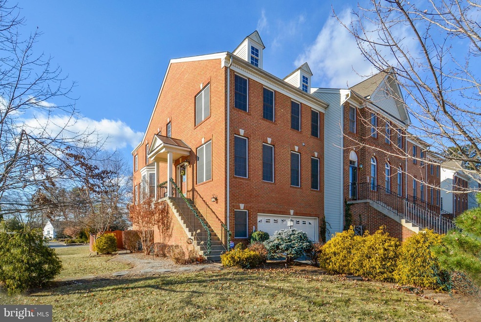 201 Elder Terrace, Purcellville, VA 20132 - photo 1