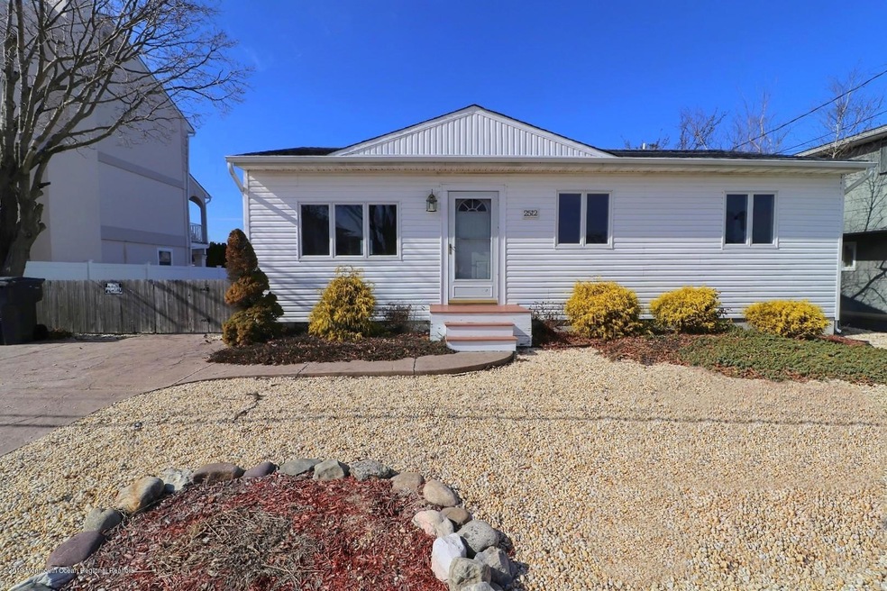 2512 Matso Dr, Toms River, NJ 08753 - photo 1