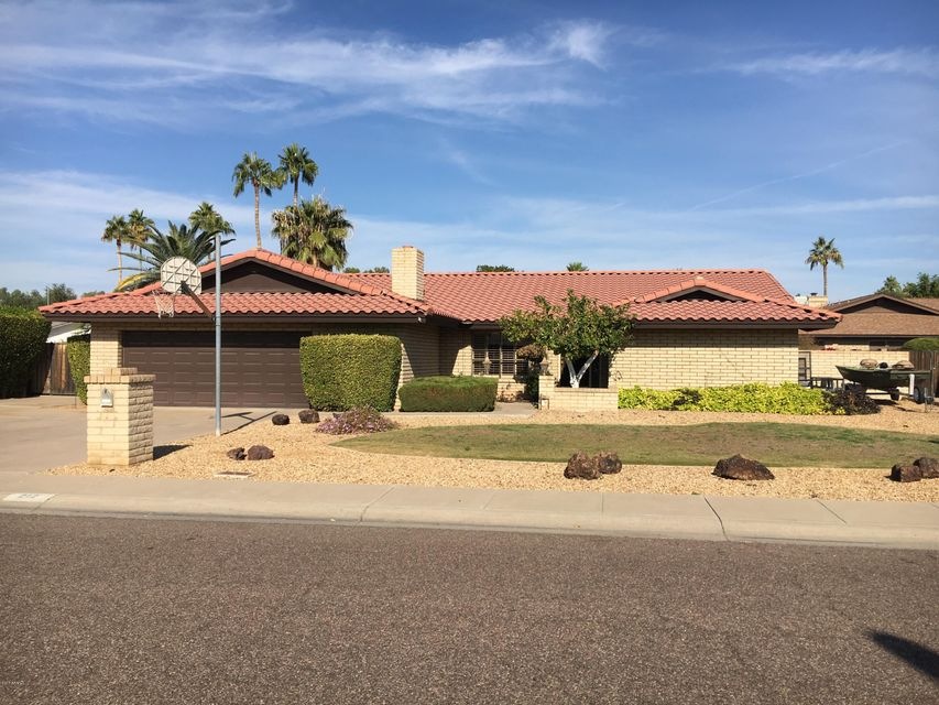 Great curb appeal