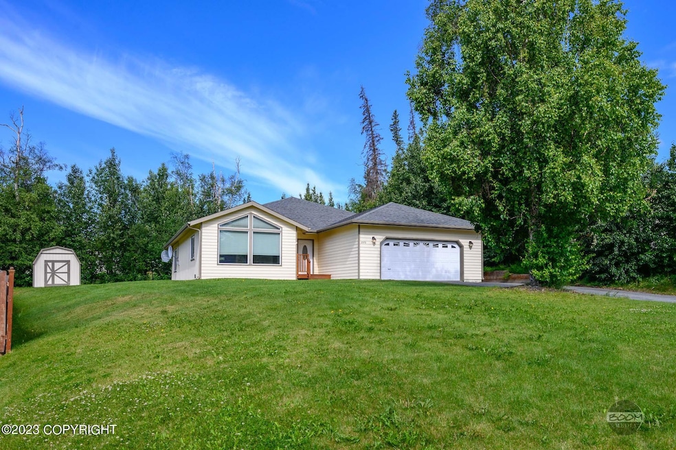 2370 N Thunder Gulch Cir-3
