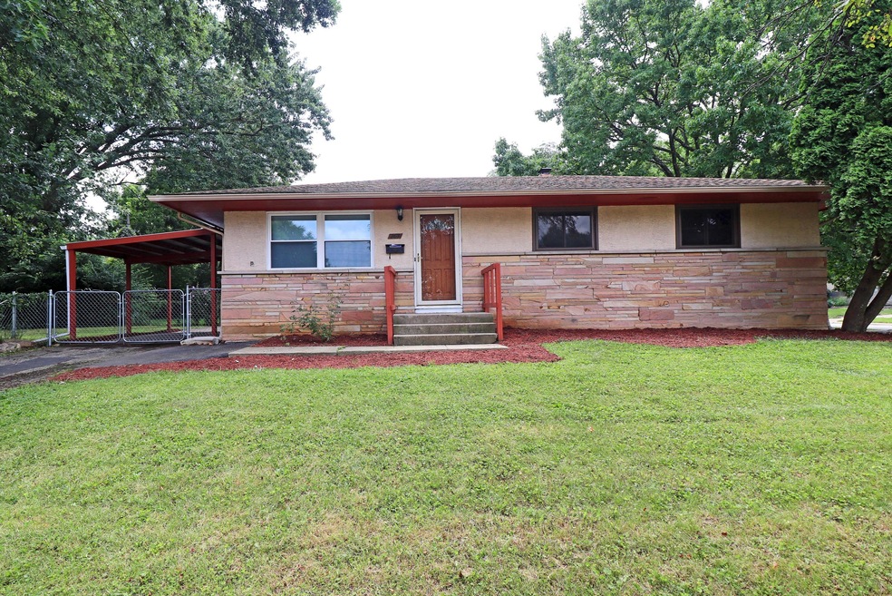 4561 Belfast Dr, Columbus, OH 43227 - photo 1