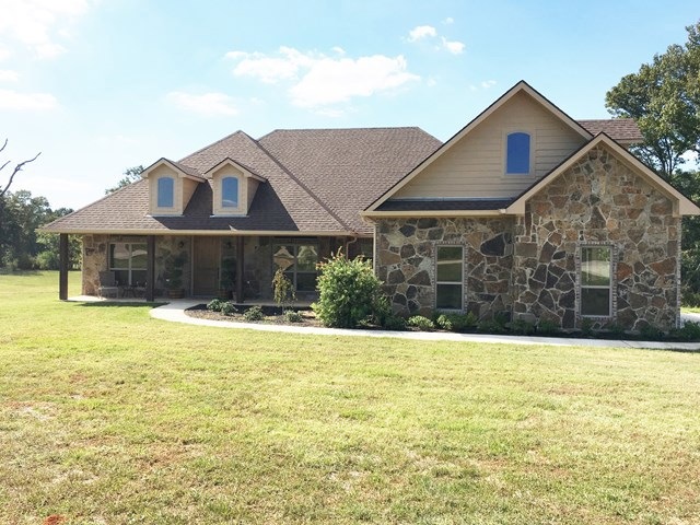 430 Blue Lake Dr, Nacogdoches, TX 75964 - photo 1