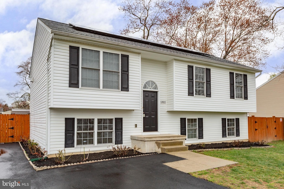 12022 N Dickinson Dr, Fredericksburg, VA 22407 - photo 1