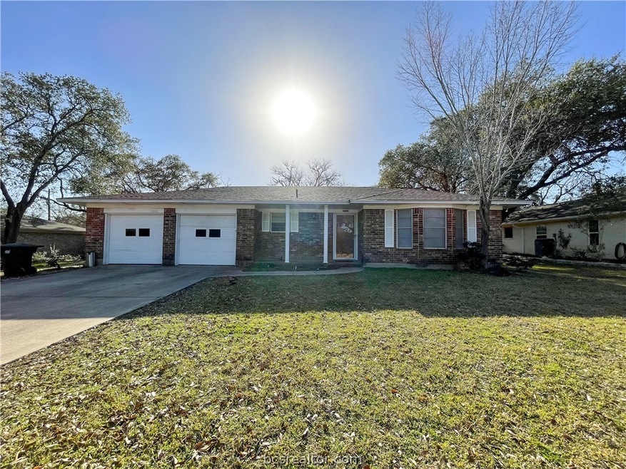 1502 Laura Ln, College Station, TX 77840 - photo 1