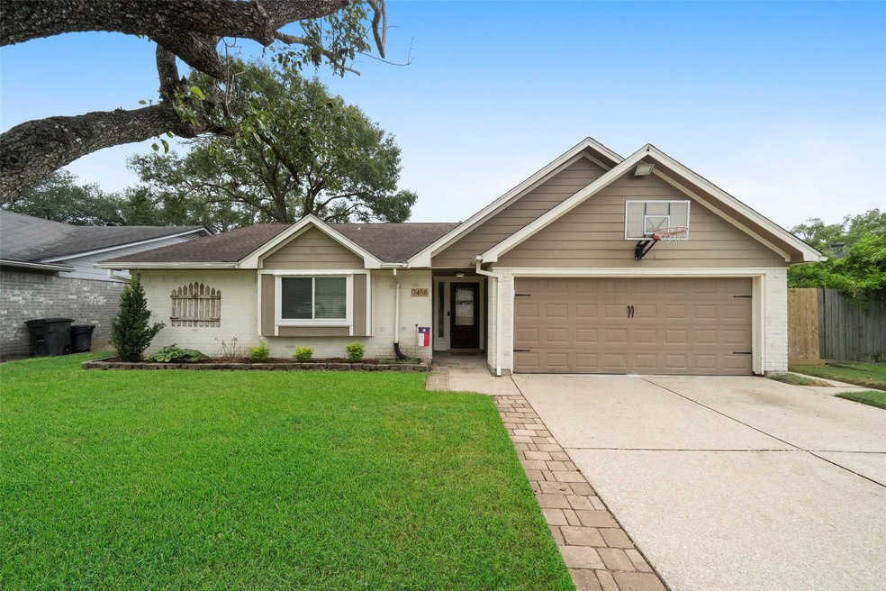 7458 Woodoak Dr, Houston, TX 77040 - photo 1