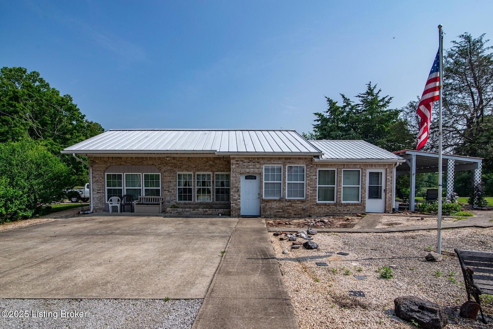 201 Wildflower Ln-1