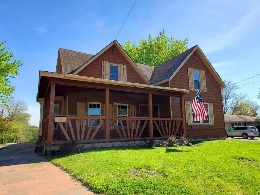 404 W Mclane St, Osceola, IA 50213 - photo 1