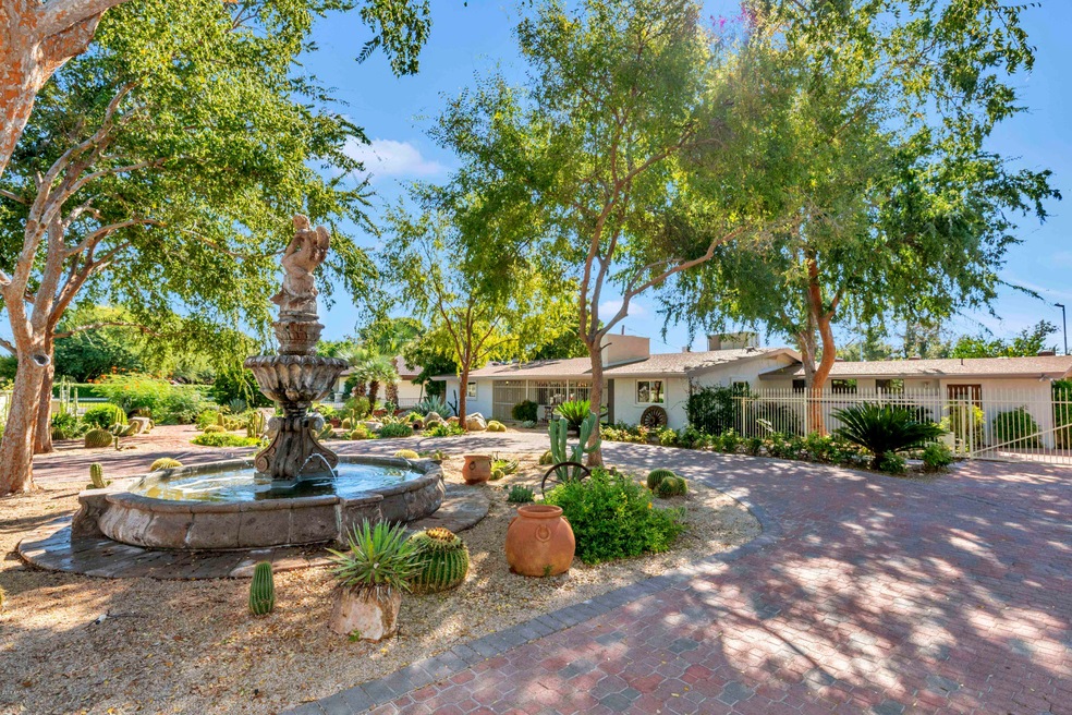 3239 E Osborn Rd