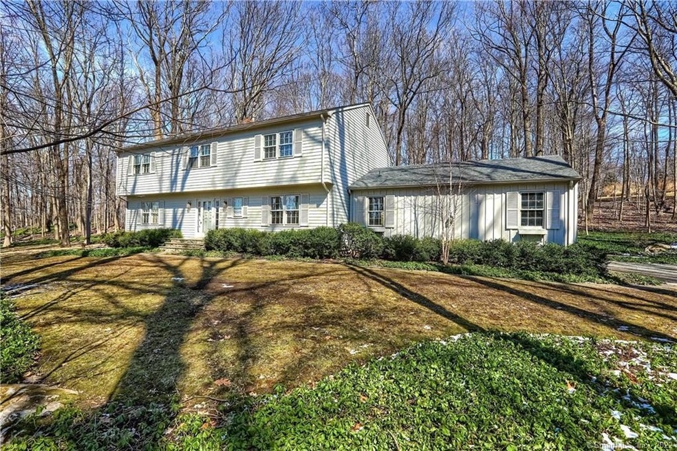 171 Minuteman Rd, Ridgefield, CT 06877 - photo 1