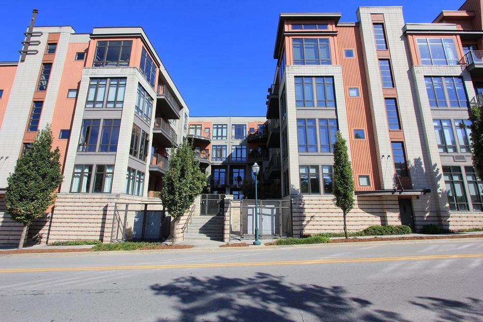 129 Walnut St, #111