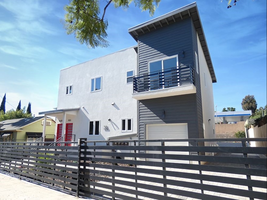 1923 Holly Dr, Los Angeles, CA 90068 - photo 1