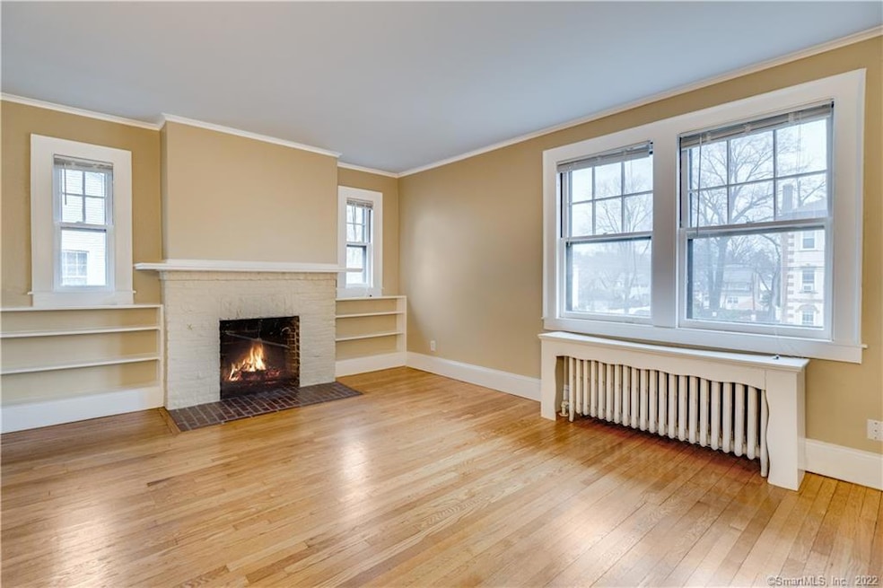 11 Quaker Ln N unit 304, West Hartford, CT 06119 - photo 1