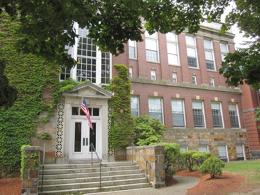 130 Beach St unit 104, Quincy, MA 02170 - photo 1