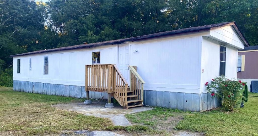 340 Towler St unit 18, Monroe, GA 30655 - photo 1