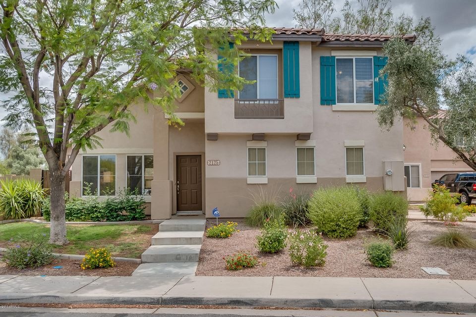 Great curb appeal