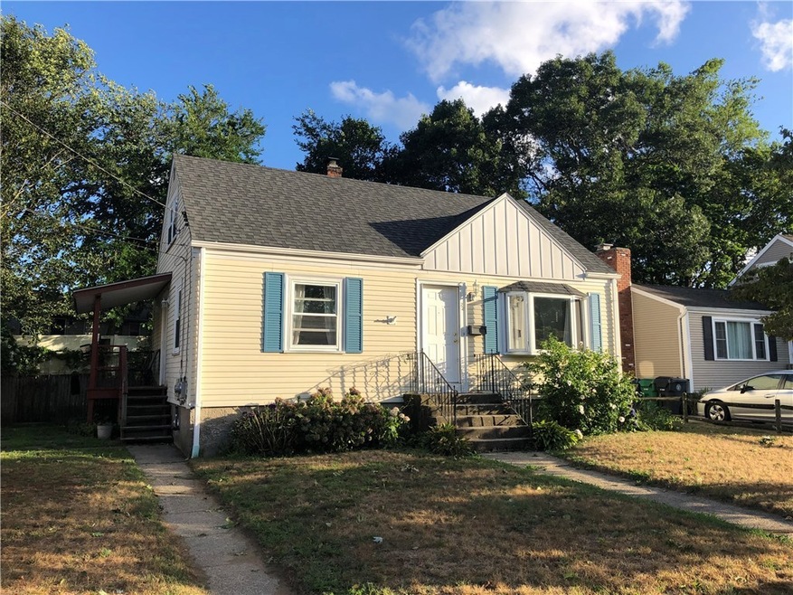 22 Yucatan Dr, Warwick, RI 02889 - photo 1