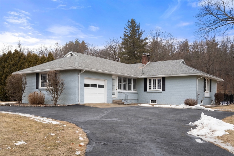 406 Miller St, Ludlow, MA 01056 - photo 1