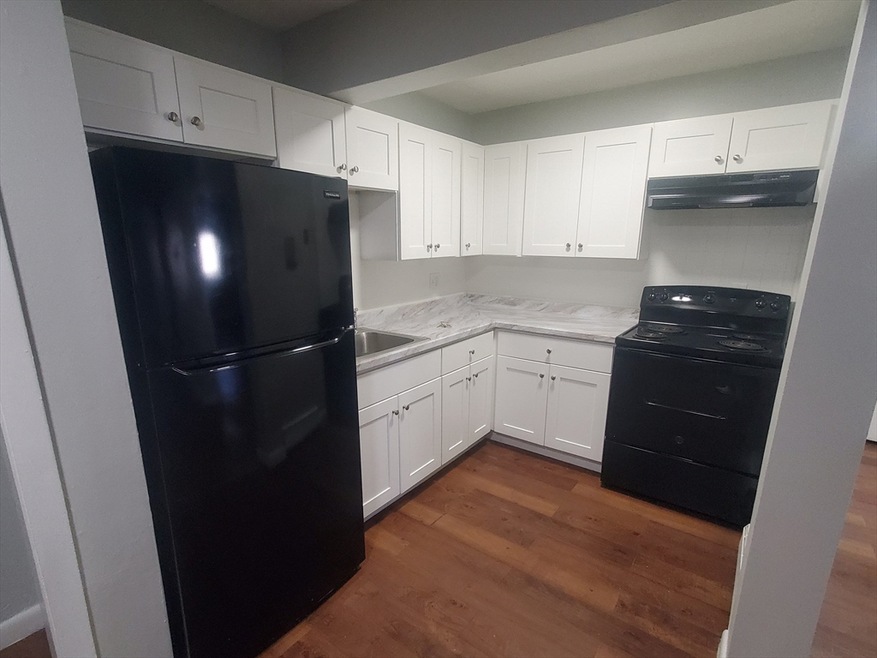 760 Cummins Hwy unit 6, Mattapan, MA 02126 - photo 1